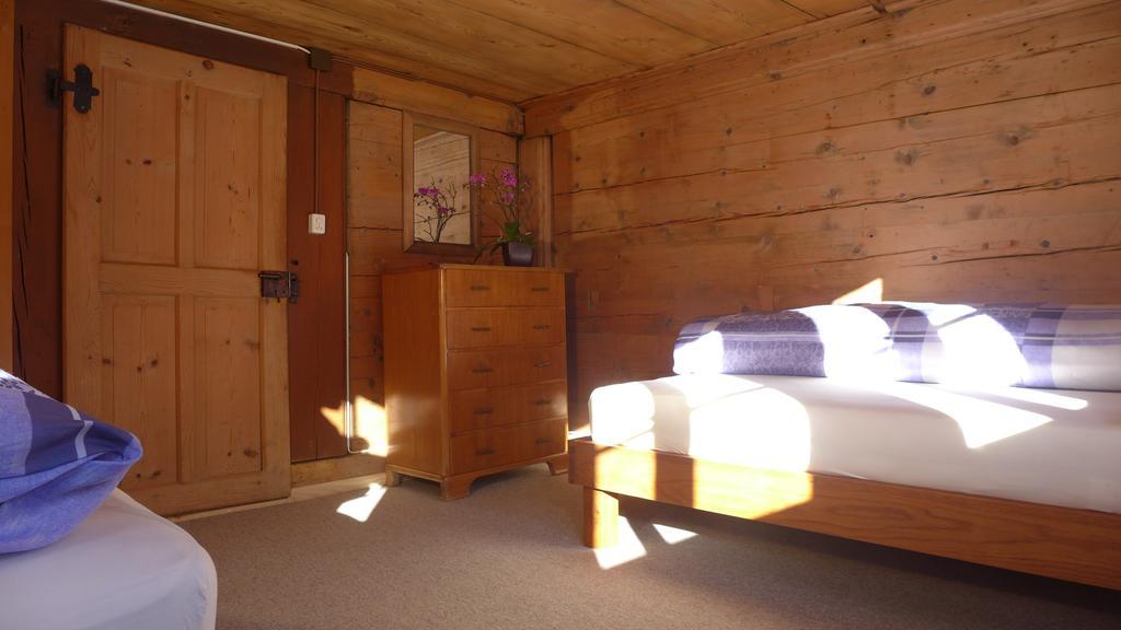 Hami Vila Adelboden Quarto foto
